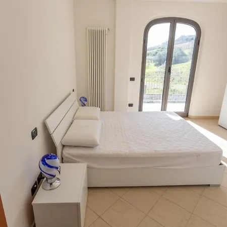 Casale Cerrano Villa